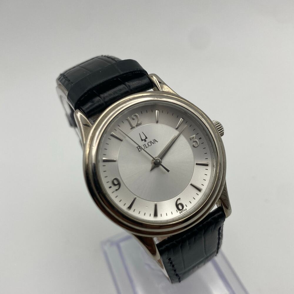 Elegant Bulova Silver Tone Watch with Black Leather Band Working New Battery - Picture 3 of 9